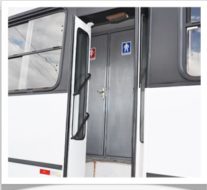 Empresa de ônibus é condenada por não oferecer banheiros a motorista